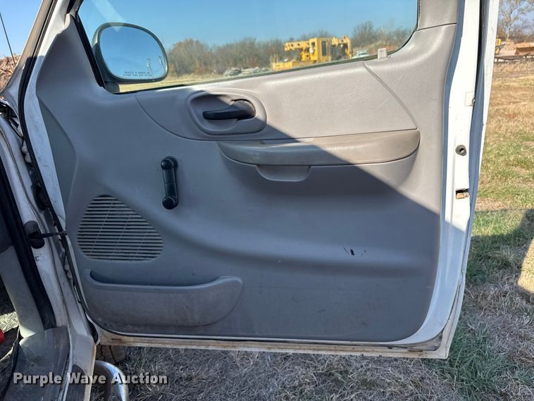 image for item EU5419 1999 Ford F250 SuperCab pickup truck