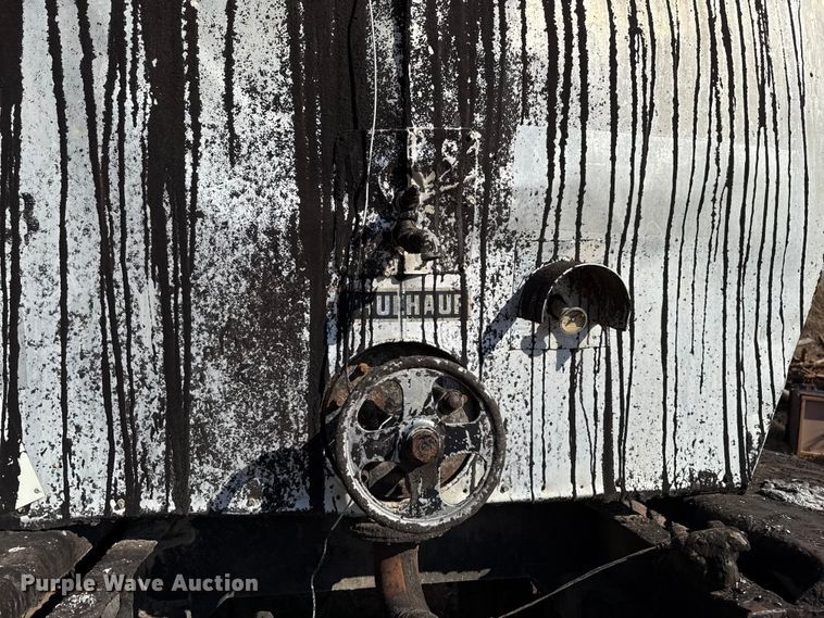 image for item EU5420 1970 Fruehauf TEHF2E asphalt trailer