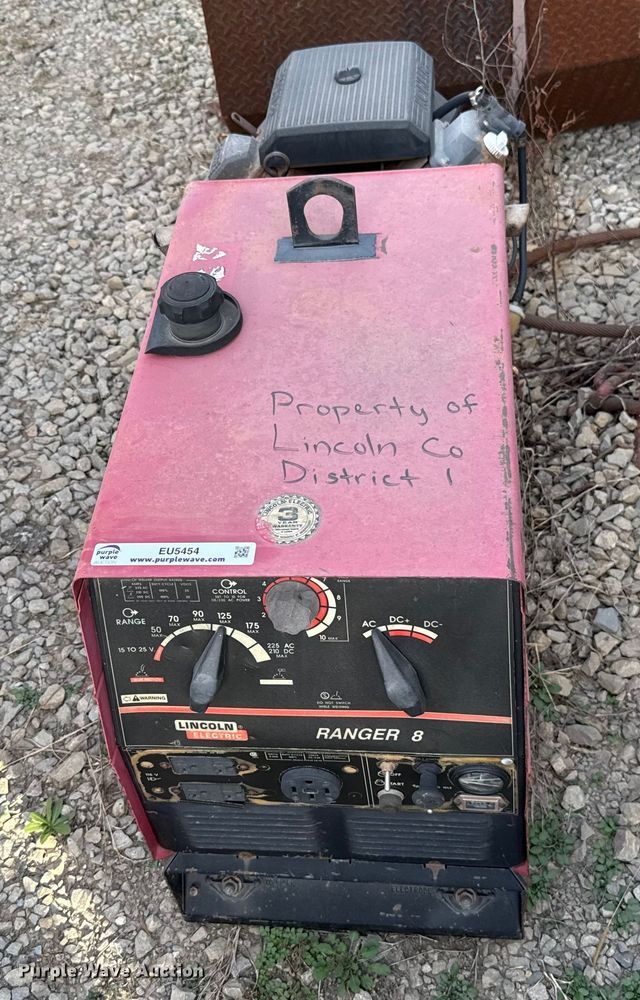 image for item EU5454 Lincoln Electric Ranger 8 welder/generator