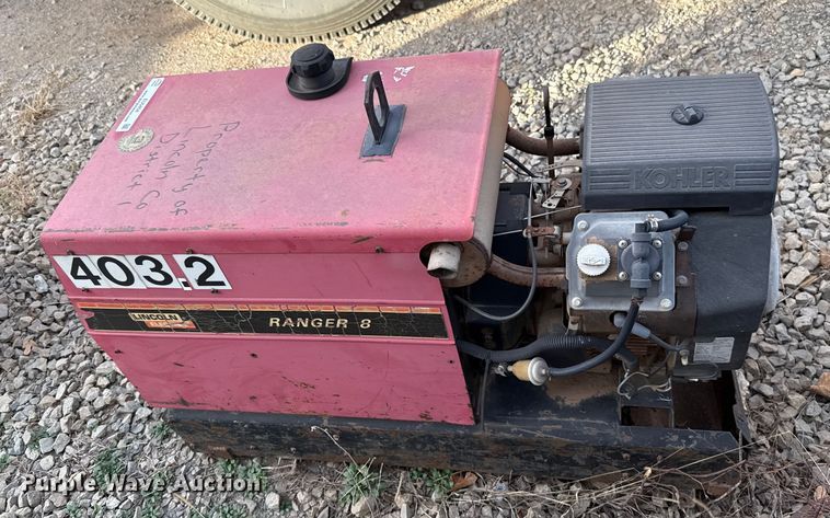 image for item EU5454 Lincoln Electric Ranger 8 welder/generator