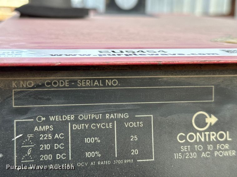 image for item EU5454 Lincoln Electric Ranger 8 welder/generator