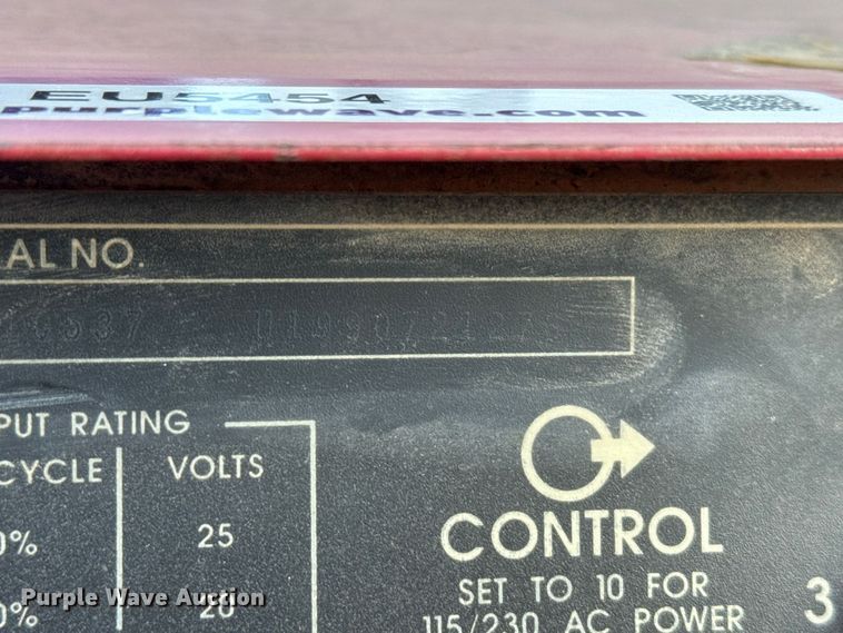 image for item EU5454 Lincoln Electric Ranger 8 welder/generator