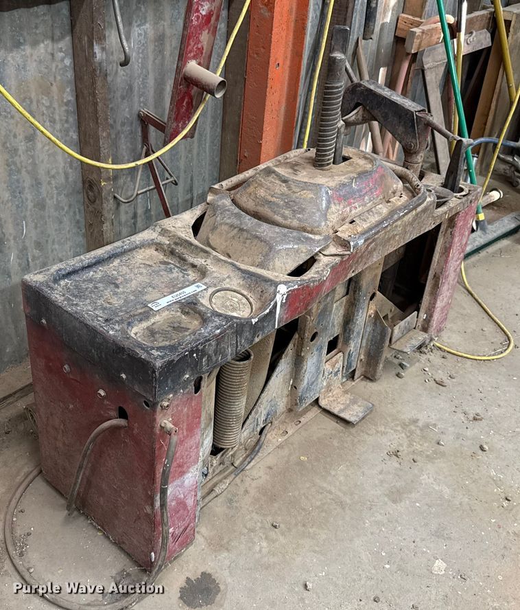 image for item EU5455 Coats 30-30A tire machine