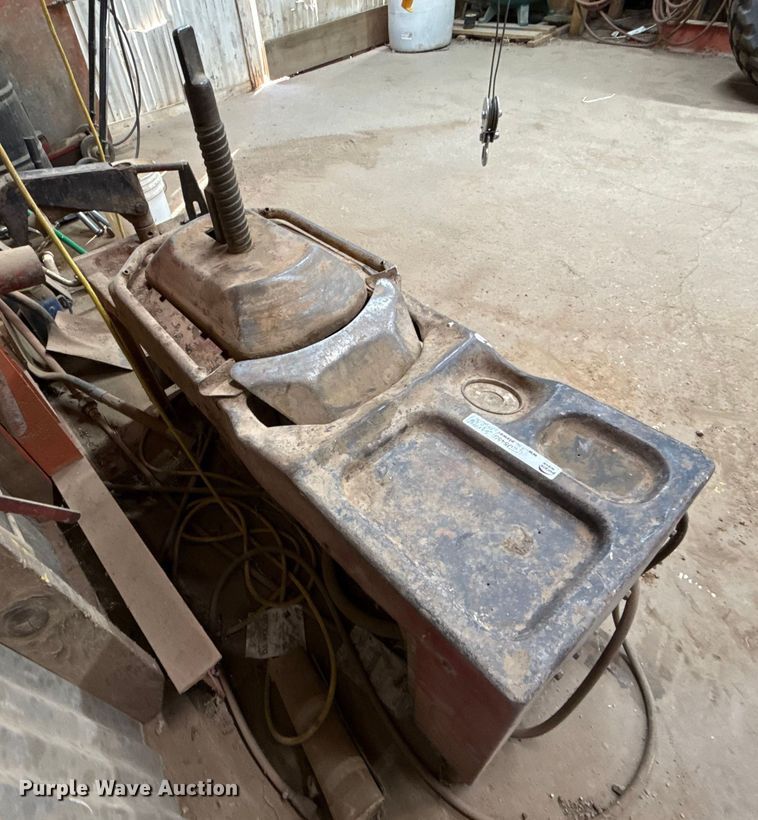 image for item EU5455 Coats 30-30A tire machine