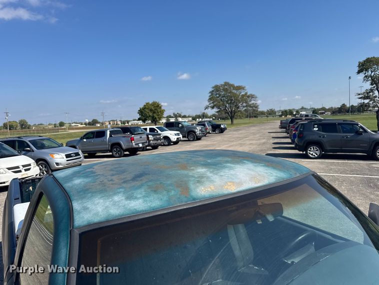 image for item EU6101 1999 Dodge Ram 1500 pickup truck