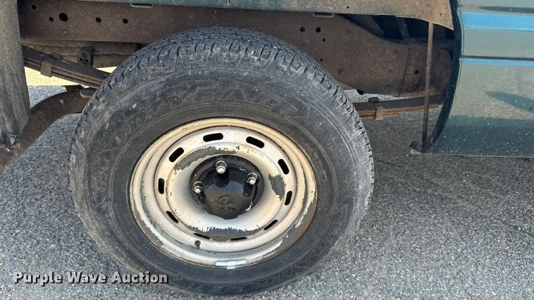 image for item EU6101 1999 Dodge Ram 1500 pickup truck