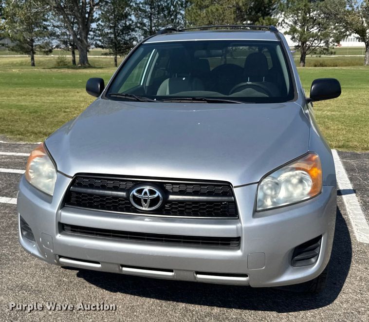 image for item EU6103 2012 Toyota RAV4 SUV