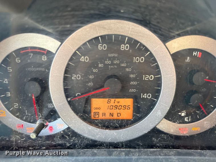 image for item EU6103 2012 Toyota RAV4 SUV