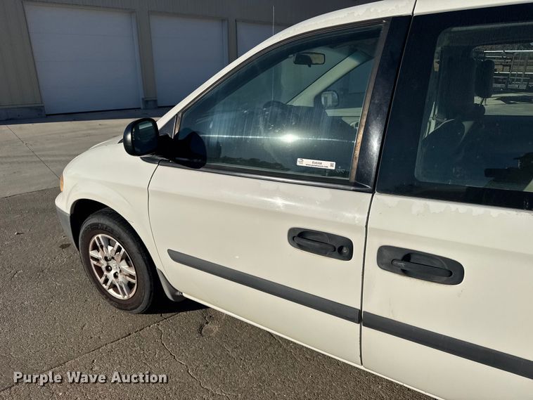 image for item EU6358 2006 Dodge Caravan/grand Caravan van
