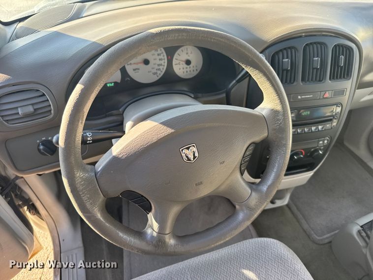 image for item EU6358 2006 Dodge Caravan/grand Caravan van