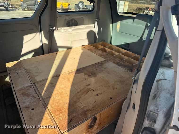 image for item EU6358 2006 Dodge Caravan/grand Caravan van