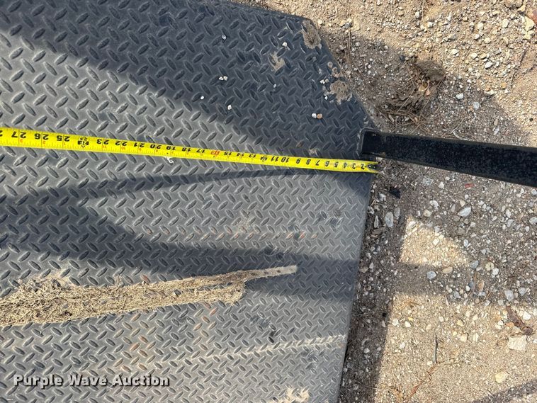 image for item EU6389 Flatbed