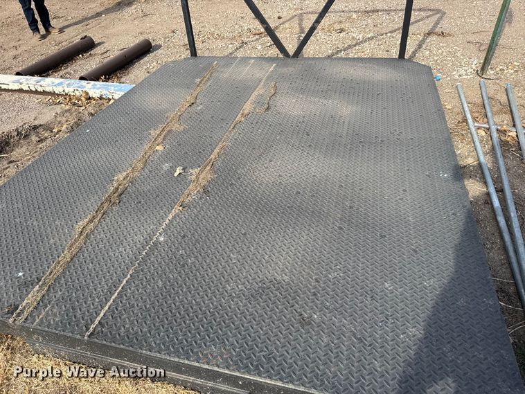 image for item EU6389 Flatbed