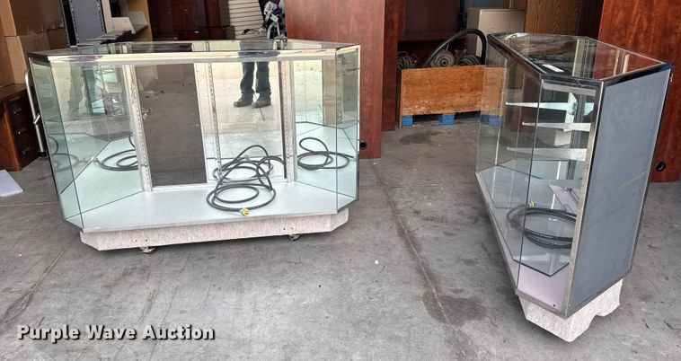 image for item EU6392 (2) jewelry display cases