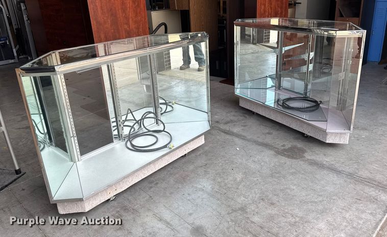 image for item EU6392 (2) jewelry display cases