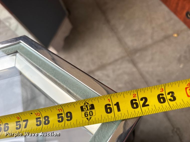 image for item EU6392 (2) jewelry display cases