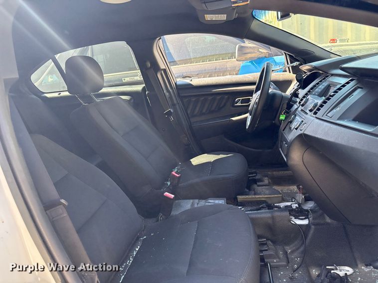 image for item EV2510 2017 Ford Taurus Police Interceptor 