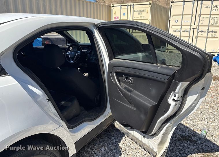 image for item EV2510 2017 Ford Taurus Police Interceptor 