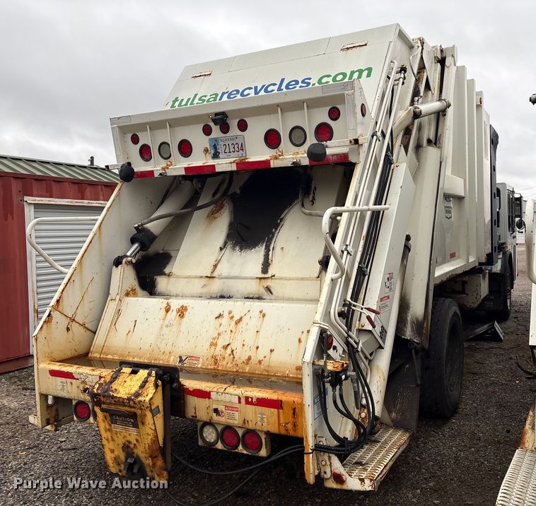 image for item EV2560 2013 Crane Carrier Low Entry refuse truck