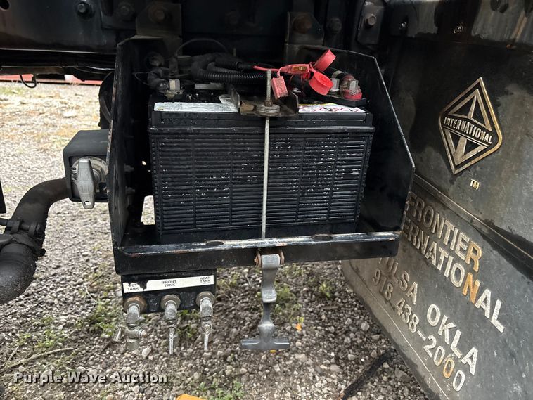 image for item EV2560 2013 Crane Carrier Low Entry refuse truck