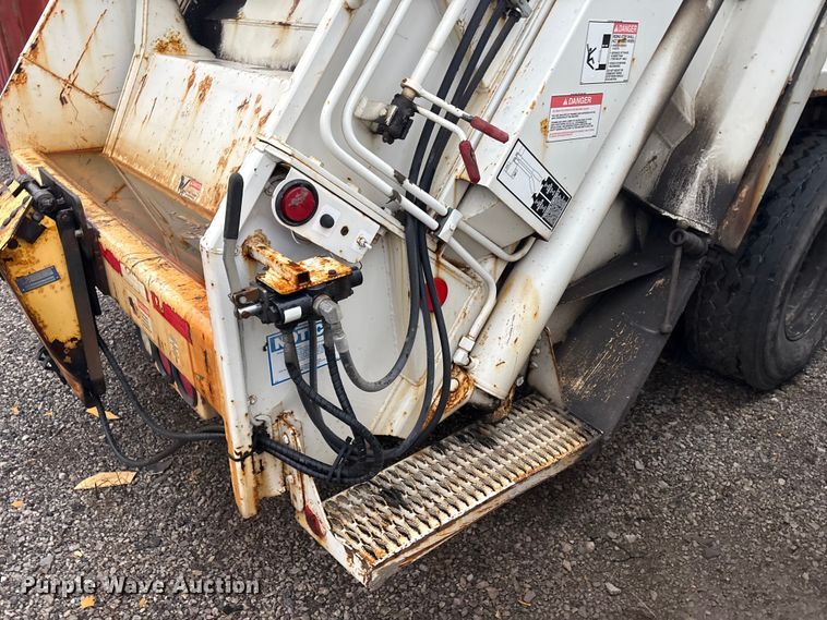 image for item EV2560 2013 Crane Carrier Low Entry refuse truck