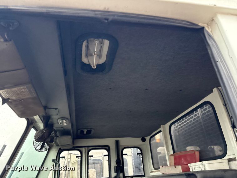 image for item EV2560 2013 Crane Carrier Low Entry refuse truck