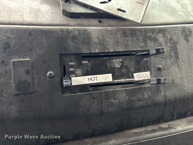 image for item EV2560 2013 Crane Carrier Low Entry refuse truck