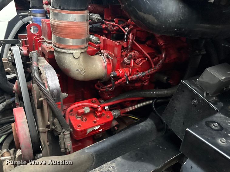 image for item EV2560 2013 Crane Carrier Low Entry refuse truck