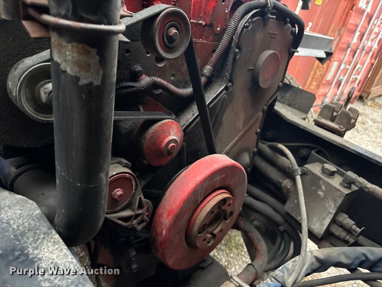 image for item EV2560 2013 Crane Carrier Low Entry refuse truck