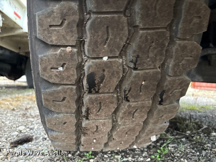 image for item EV2560 2013 Crane Carrier Low Entry refuse truck