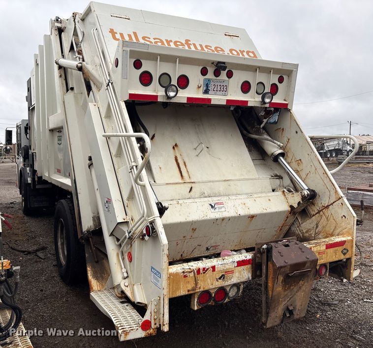 image for item EV2561 2013 Crane Carrier Low Entry refuse truck