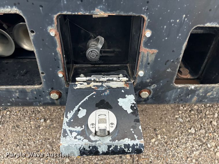 image for item EV2561 2013 Crane Carrier Low Entry refuse truck