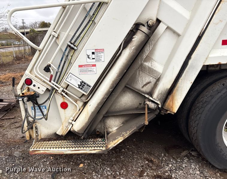 image for item EV2561 2013 Crane Carrier Low Entry refuse truck