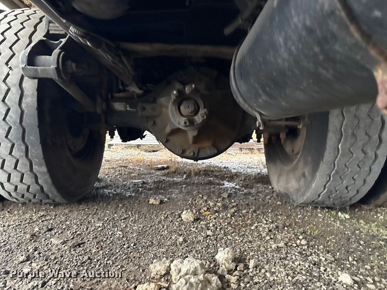 image for item EV2561 2013 Crane Carrier Low Entry refuse truck