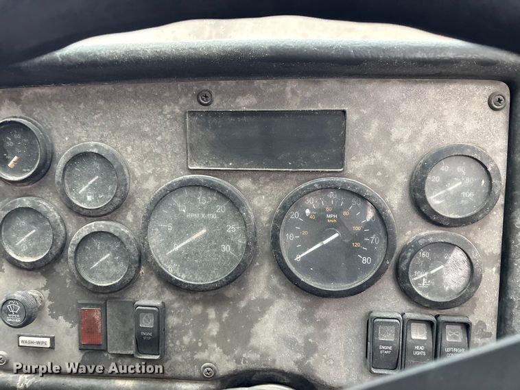 image for item EV2561 2013 Crane Carrier Low Entry refuse truck