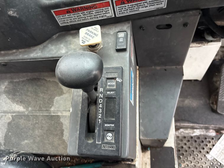 image for item EV2561 2013 Crane Carrier Low Entry refuse truck