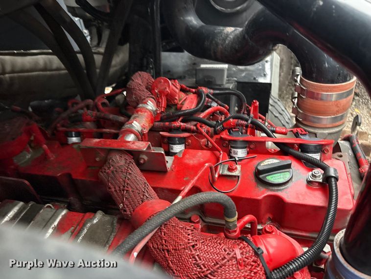 image for item EV2561 2013 Crane Carrier Low Entry refuse truck