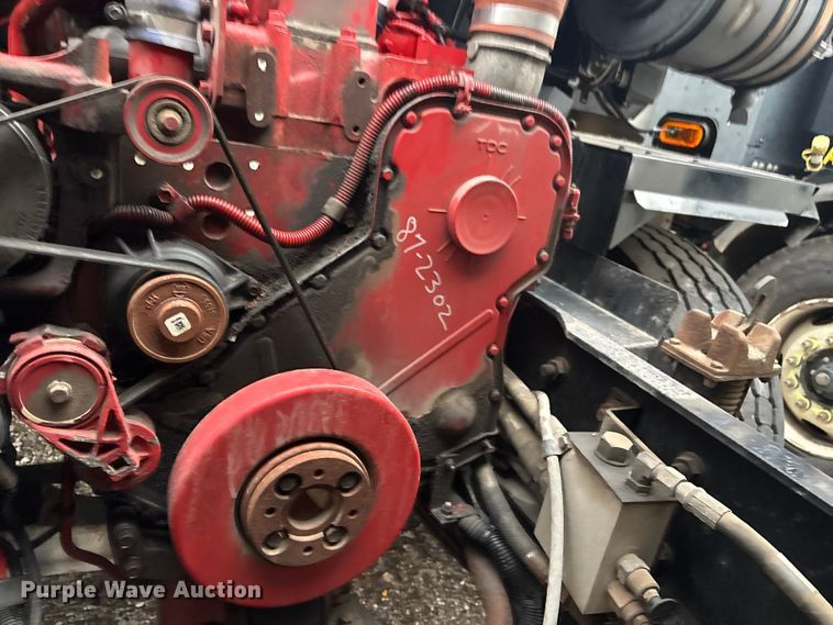 image for item EV2561 2013 Crane Carrier Low Entry refuse truck