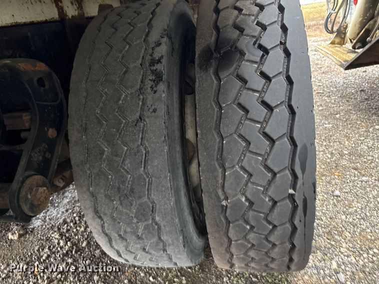 image for item EV2561 2013 Crane Carrier Low Entry refuse truck