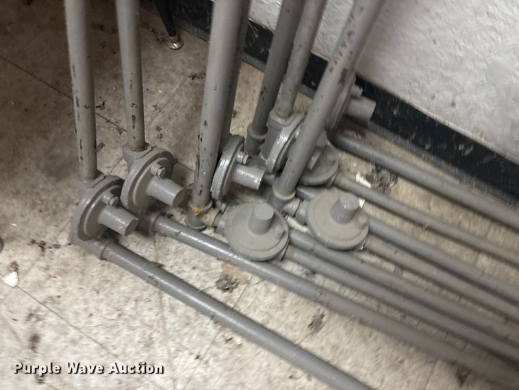 image for item EV2565 Approximately 20 natural gas pipes with regulators