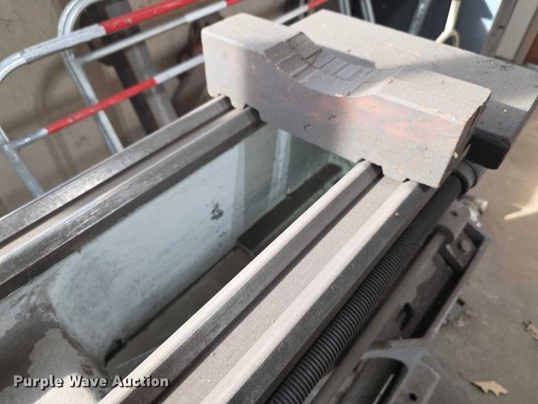 image for item FI0640 Sebastian D16 lathe