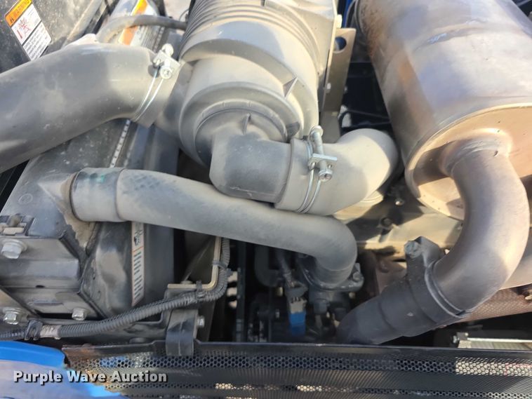 image for item FI0641 2011 New holland T1530 MFWD tractor