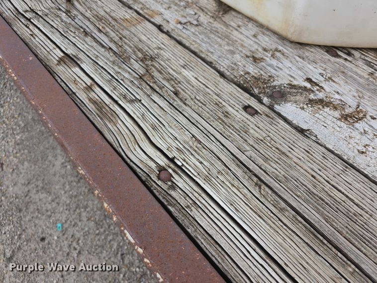 image for item FI0653 1983 Carrier King 2000 equipment trailer