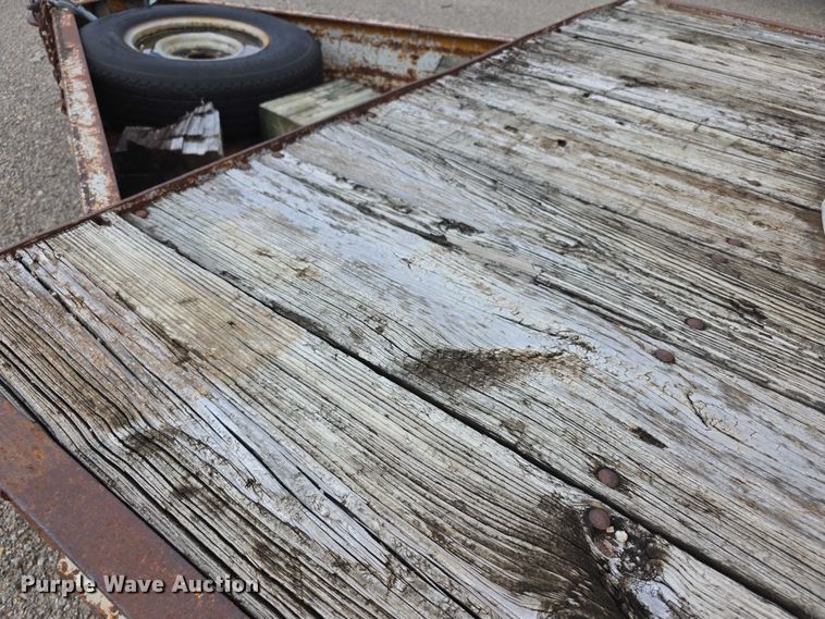 image for item FI0653 1983 Carrier King 2000 equipment trailer