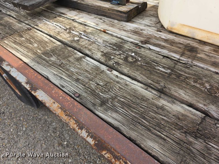 image for item FI0653 1983 Carrier King 2000 equipment trailer