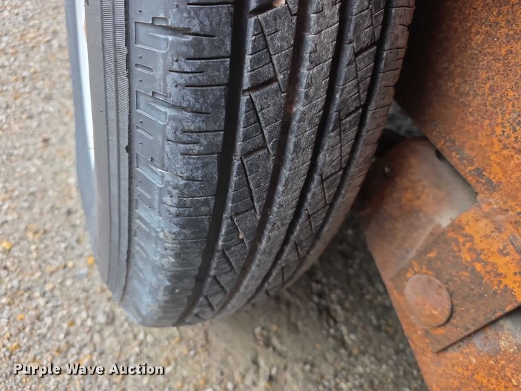 image for item FI0653 1983 Carrier King 2000 equipment trailer