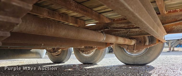 image for item FI0653 1983 Carrier King 2000 equipment trailer