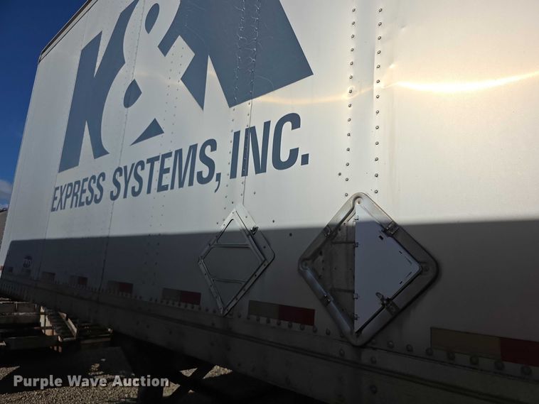 image for item FI0654 1994 Strick dry van trailer