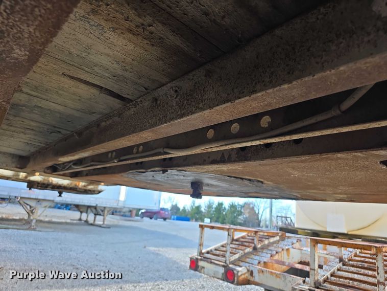 image for item FI0654 1994 Strick dry van trailer