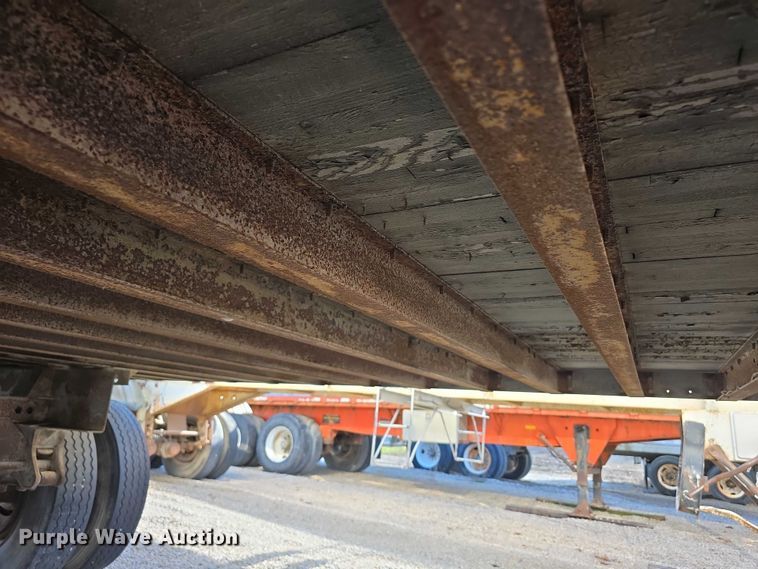 image for item FI0654 1994 Strick dry van trailer